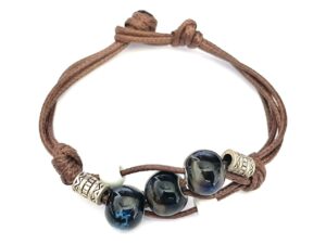 Pulsera Artesanal de Cuerda de Cera con Cerámica Negra y Aleación 19cm